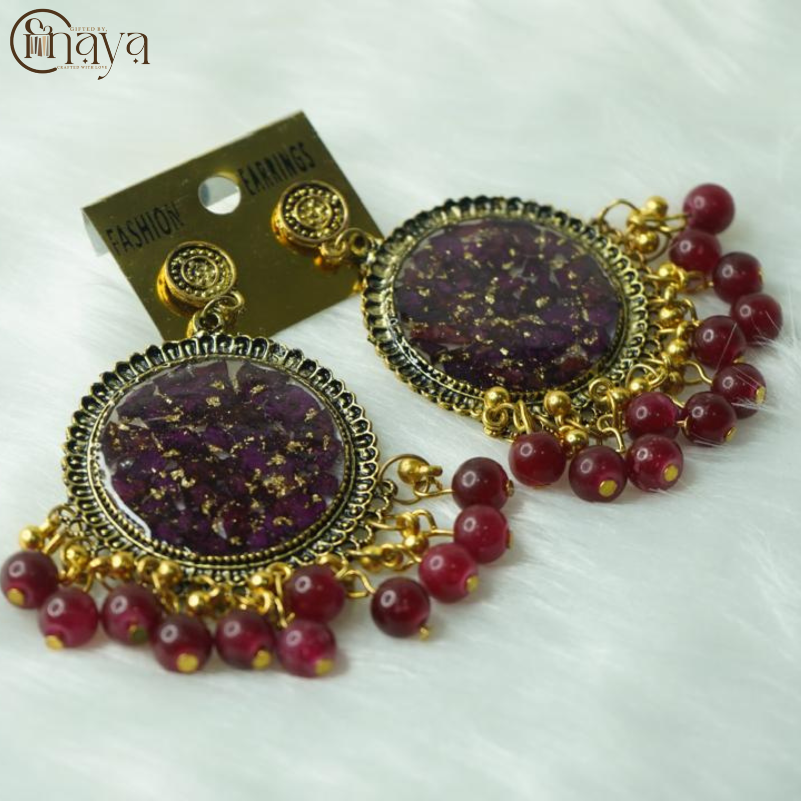 Handcrafted resin earrings - Image 3